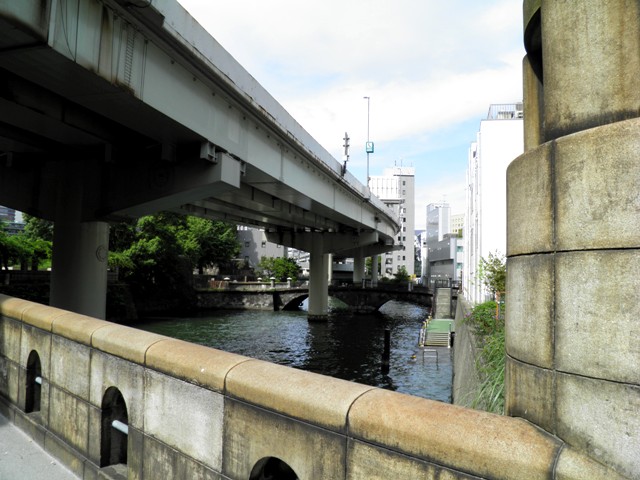 11.05.02-01  日本橋 30.jpg